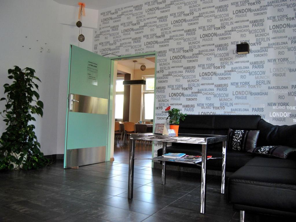 Hostel24 Bed&Breakfast Bydgoszcz Ngoại thất bức ảnh