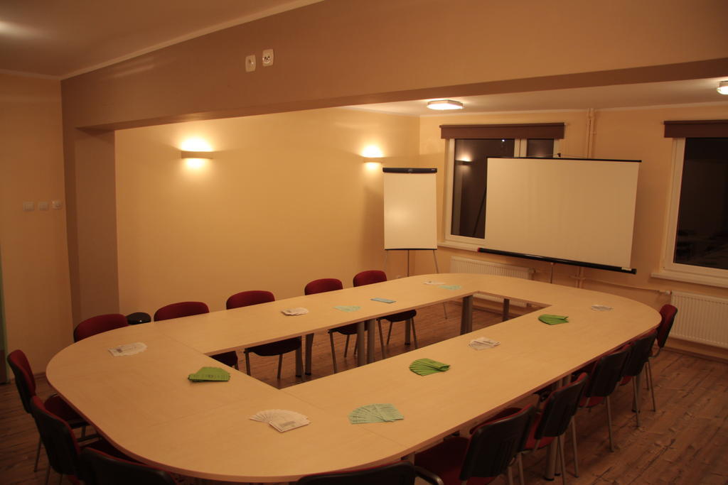 Hostel24 Bed&Breakfast Bydgoszcz Ngoại thất bức ảnh