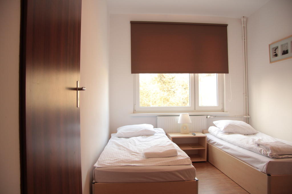 Hostel24 Bed&Breakfast Bydgoszcz Phòng bức ảnh